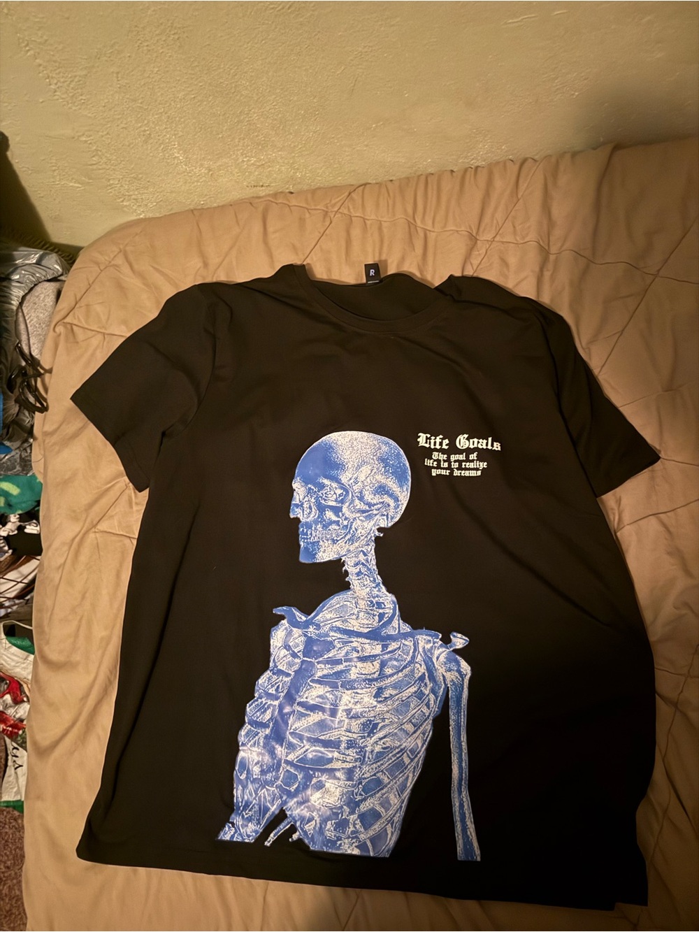 ROMWE Black and Blue Skull Tee